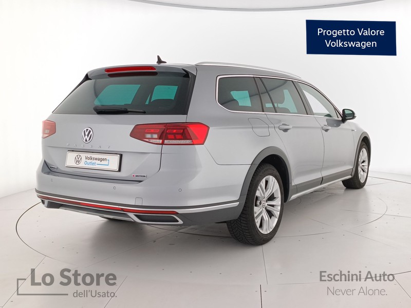 4 - Volkswagen Passat alltrack 2.0 tdi 4motion 190cv dsg