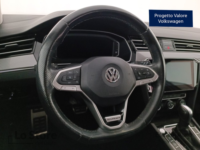 13 - Volkswagen Passat alltrack 2.0 tdi 4motion 190cv dsg