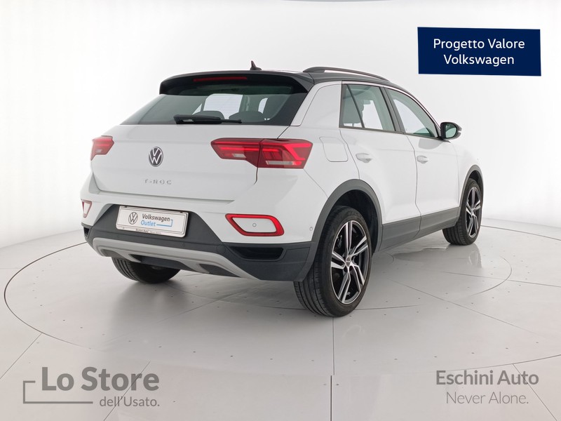 4 - Volkswagen T-Roc 2.0 tdi life 115cv