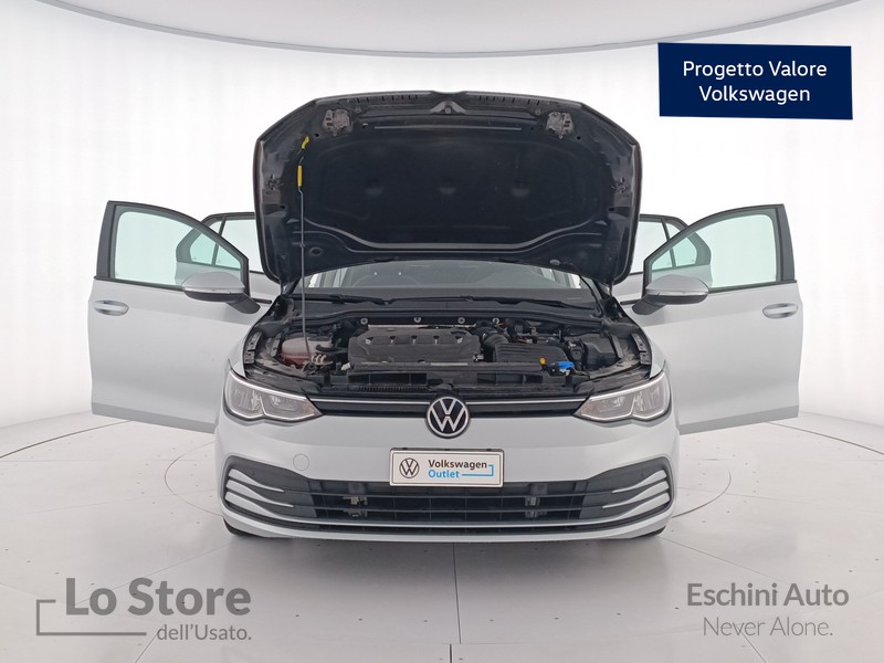 22 - Volkswagen Golf 2.0 tdi life 150cv dsg