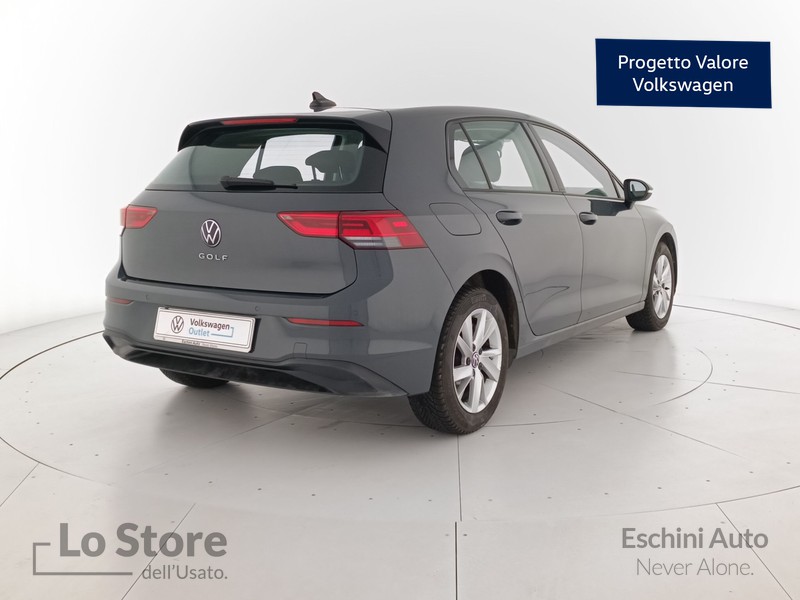 4 - Volkswagen Golf 1.5 tgi life 130cv dsg