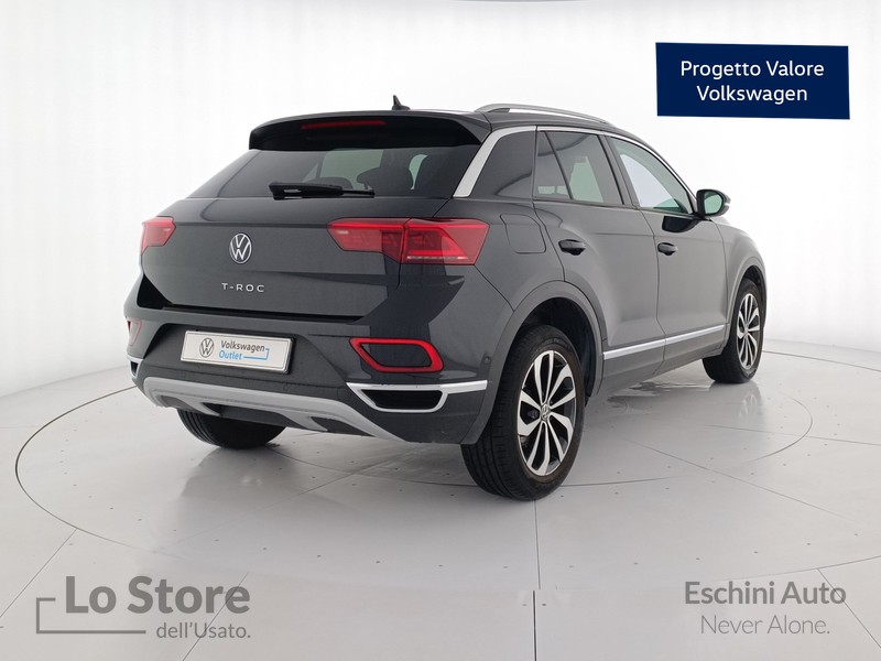 4 - Volkswagen T-Roc 0 tsi style 110cv