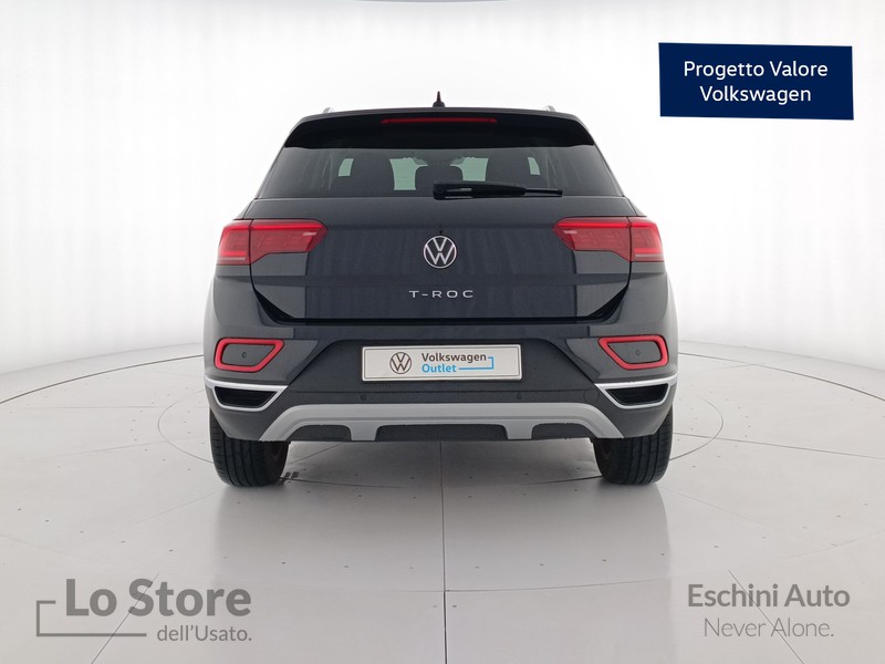 5 - Volkswagen T-Roc 0 tsi style 110cv