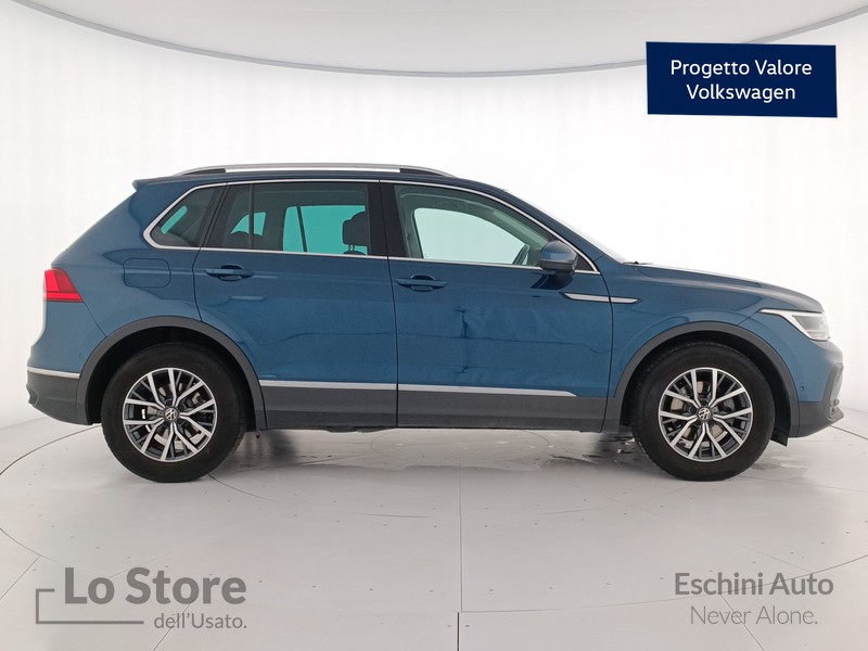 3 - Volkswagen Tiguan 2.0 tdi life 122cv