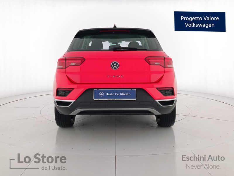 5 - Volkswagen T-Roc 1.0 tsi style 110cv