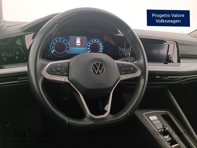 13 - Volkswagen Golf variant 1.5 tgi life 130cv dsg