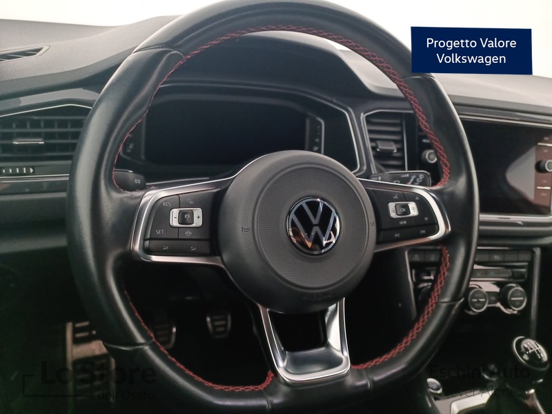 13 - Volkswagen T-Roc 2.0 tdi advanced 150cv