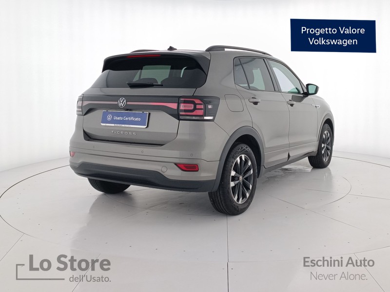 4 - Volkswagen T-Cross 1.0 tsi urban 95cv