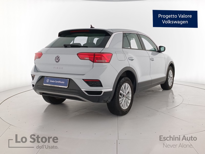 4 - Volkswagen T-Roc 2.0 tdi style 115cv