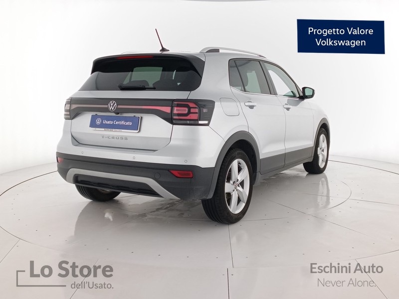 4 - Volkswagen T-Cross 1.0 tsi advanced 110cv