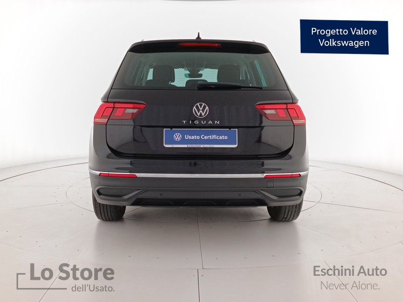 5 - Volkswagen Tiguan 1.5 tsi life 130cv