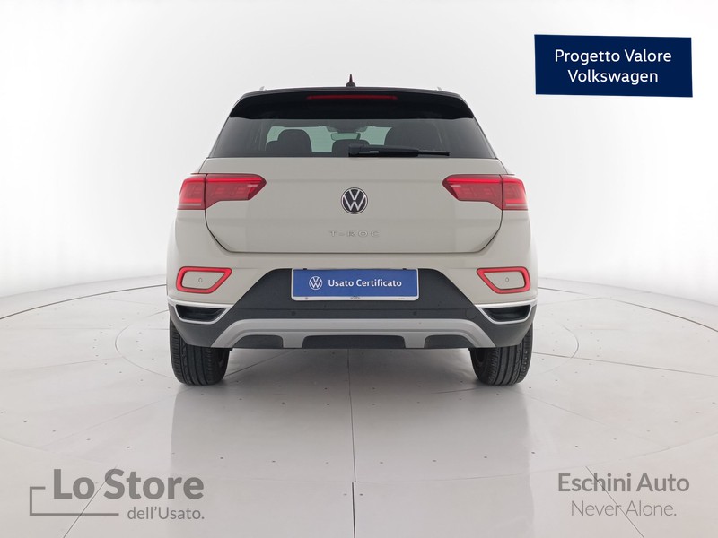 5 - Volkswagen T-Roc 1.0 tsi style 110cv