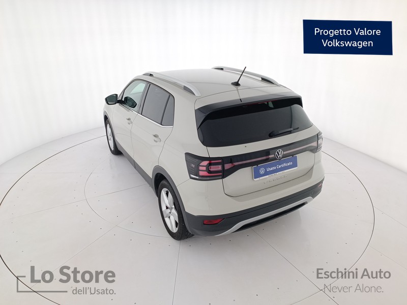 6 - Volkswagen T-Cross 1.0 tsi advanced 110cv