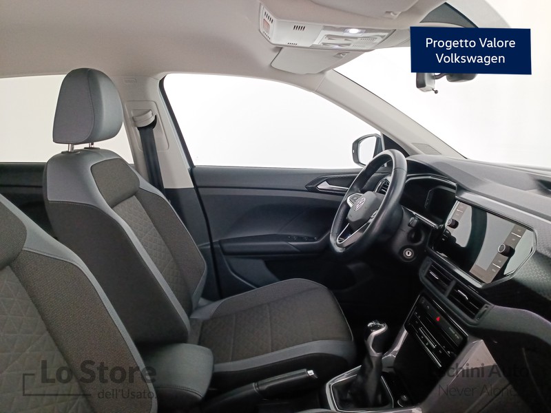 11 - Volkswagen T-Cross 1.0 tsi advanced 110cv