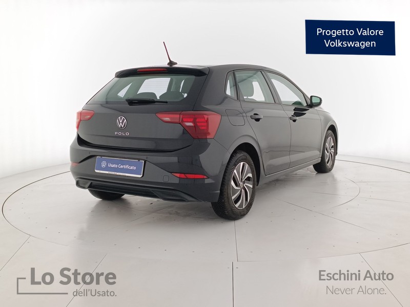 4 - Volkswagen Polo 1.0 tsi life 95cv