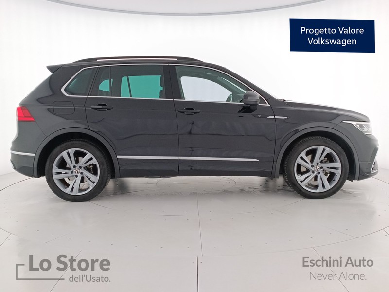 3 - Volkswagen Tiguan 2.0 tdi r-line 150cv dsg