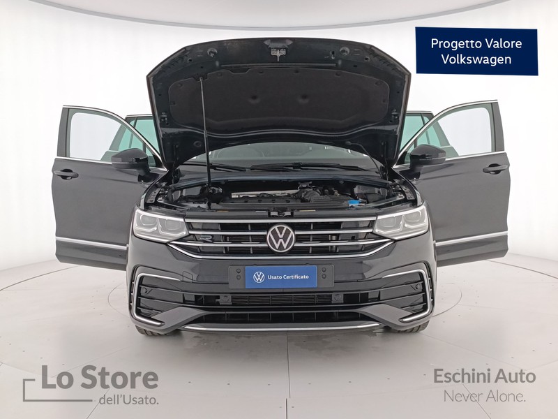 22 - Volkswagen Tiguan 2.0 tdi r-line 150cv dsg