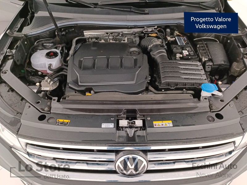 23 - Volkswagen Tiguan 2.0 tdi r-line 150cv dsg