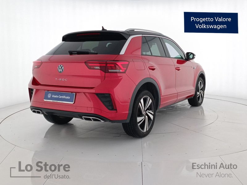 4 - Volkswagen T-Roc 1.0 tsi r-line 110cv