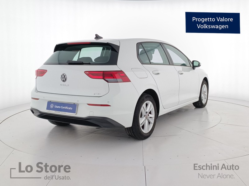 4 - Volkswagen Golf 1.0 etsi evo life 110cv dsg