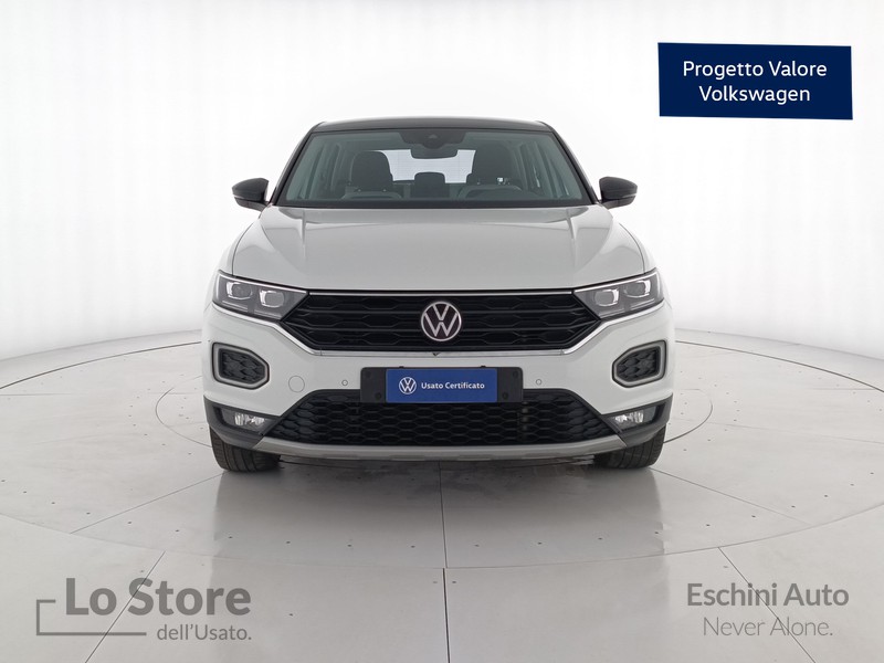 2 - Volkswagen T-Roc 1.5 tsi business