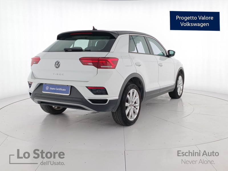 4 - Volkswagen T-Roc 1.5 tsi business