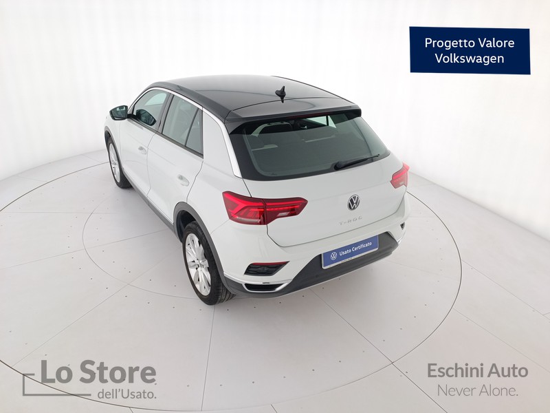 6 - Volkswagen T-Roc 1.5 tsi business