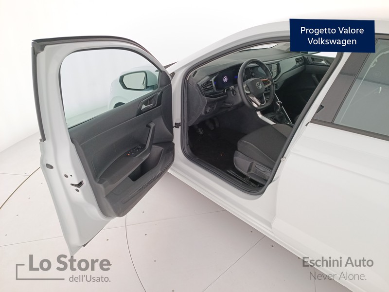 19 - Volkswagen Polo 1.0 tsi life 95cv