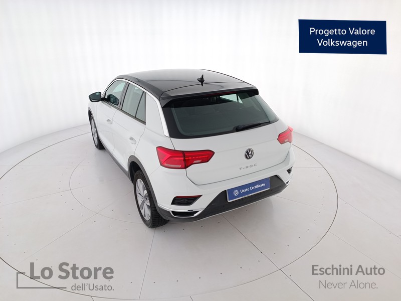 6 - Volkswagen T-Roc 1.0 tsi style 110cv