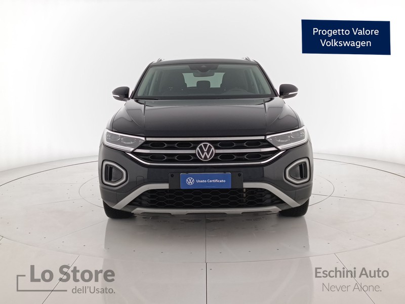 2 - Volkswagen T-Roc .0 tdi style 115cv