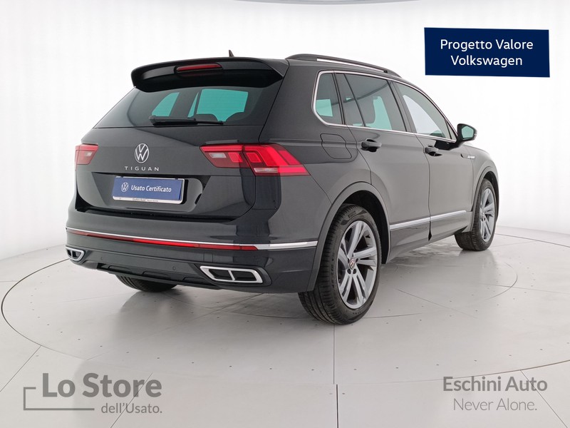 4 - Volkswagen Tiguan 2.0 tdi r-line 150cv dsg