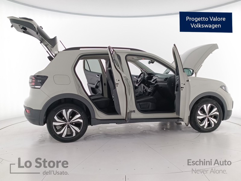 9 - Volkswagen T-Cross 1.0 tsi style 110cv