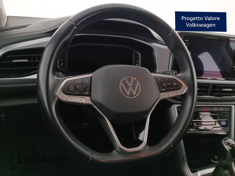 13 - Volkswagen T-Roc 2.0 tdi advanced 115cv