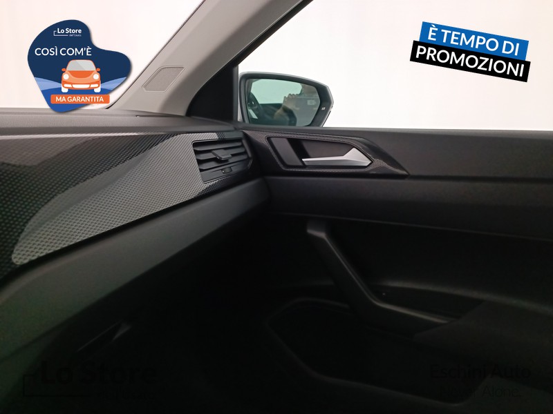 17 - Volkswagen Polo 1.0 tsi life 95cv
