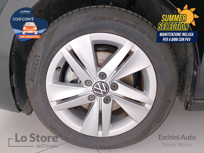 8 - Volkswagen Golf 1.0 etsi evo life 110cv dsg