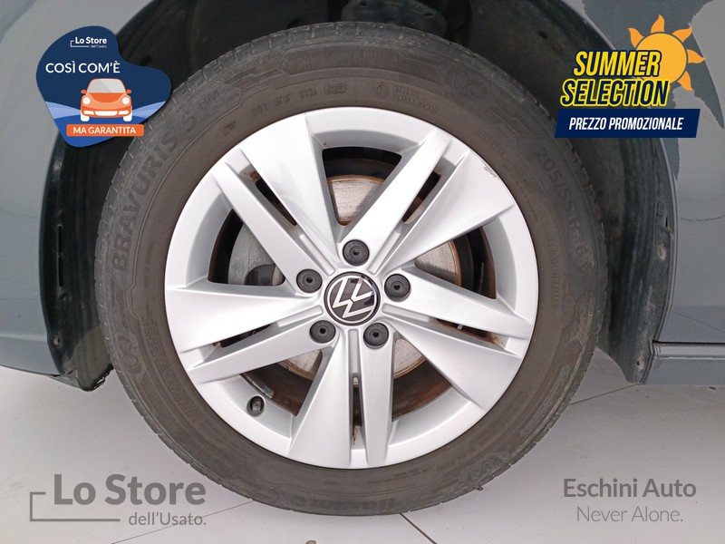 8 - Volkswagen Golf 1.0 etsi evo life 110cv dsg