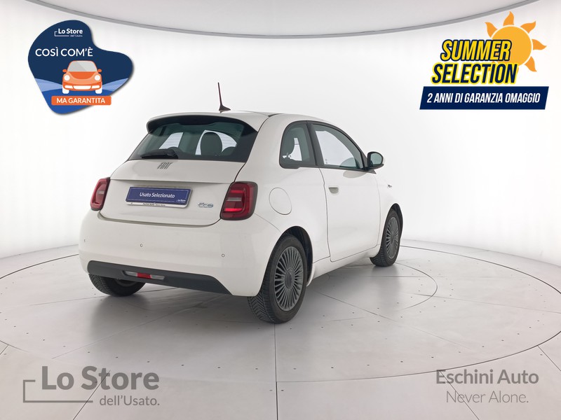 4 - Fiat 500 500e 23,65 kwh action