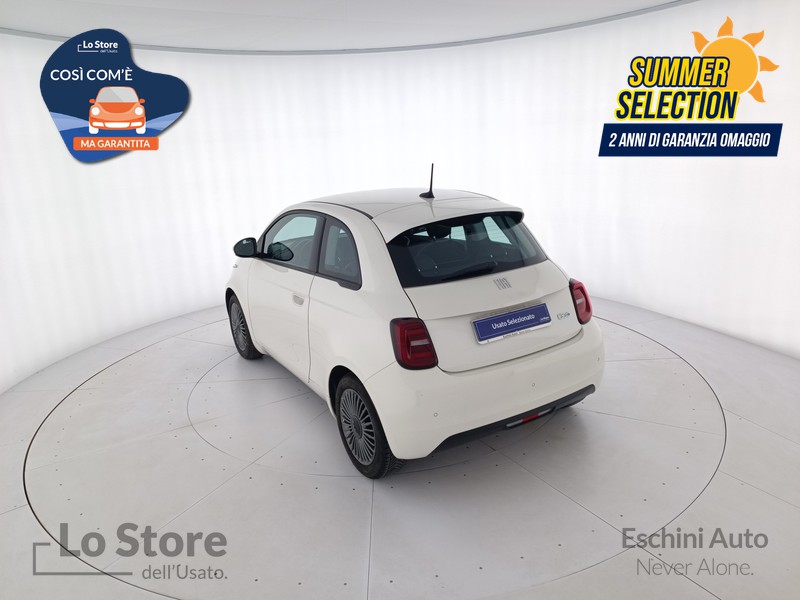 6 - Fiat 500 500e 23,65 kwh action