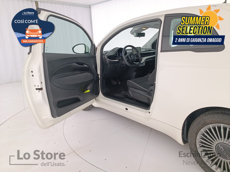 18 - Fiat 500 500e 23,65 kwh action