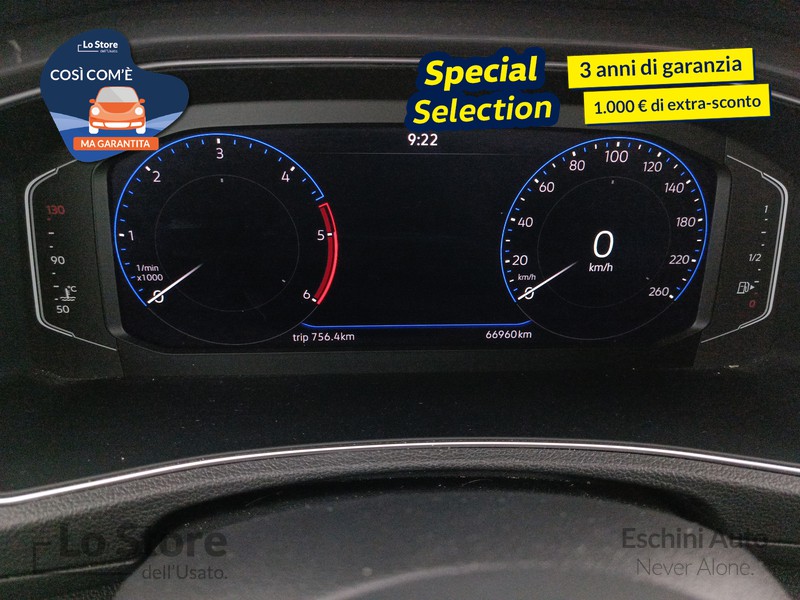 14 - Volkswagen T-Roc 2.0 tdi sport 150cv