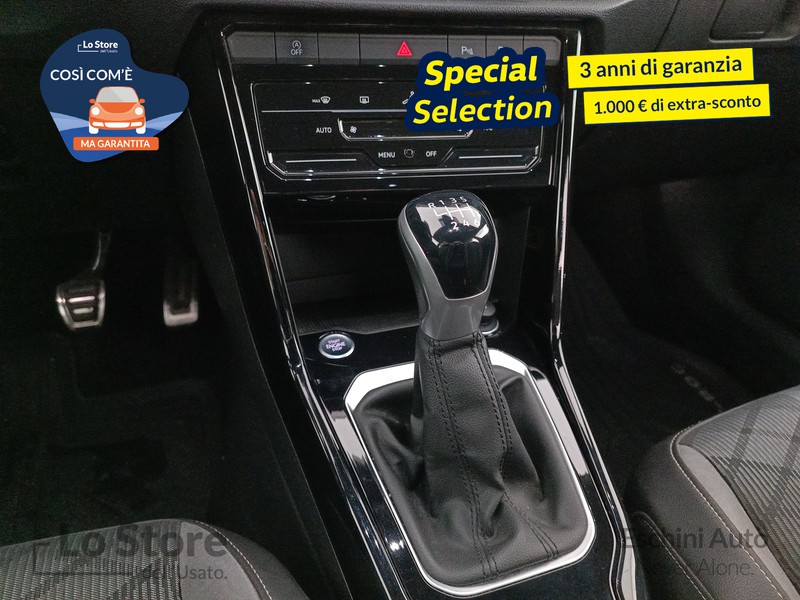 17 - Volkswagen T-Roc 1.0 tsi style 110cv