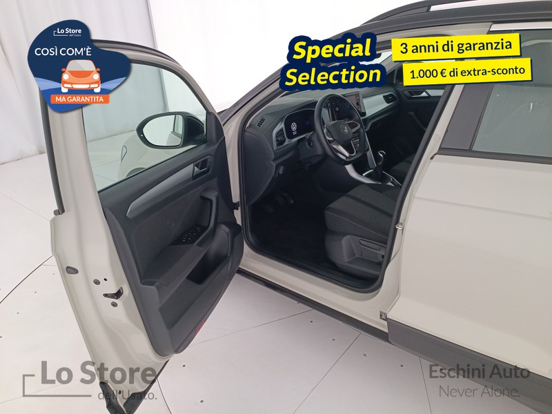 18 - Volkswagen T-Roc 1.0 tsi life 110cv