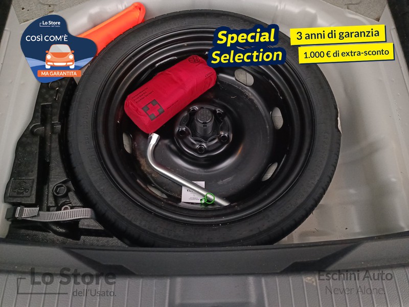 22 - Volkswagen T-Roc 1.0 tsi life 110cv