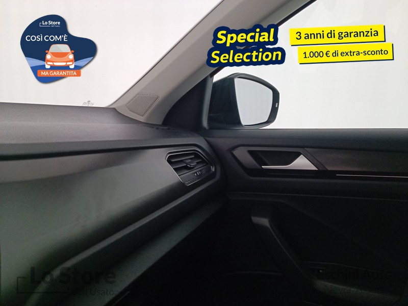 17 - Volkswagen T-Roc 1.6 tdi style