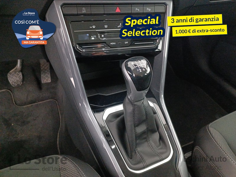 16 - Volkswagen T-Roc 0 tsi style 110cv