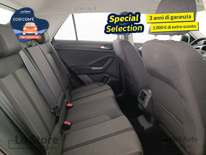 9 - Volkswagen T-Roc 1.5 tsi life dsg