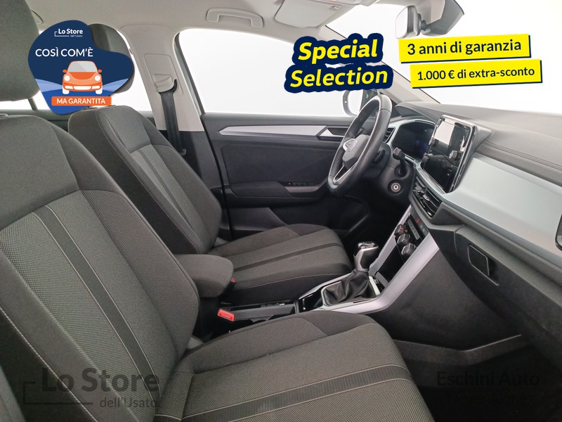 10 - Volkswagen T-Roc 1.5 tsi life dsg