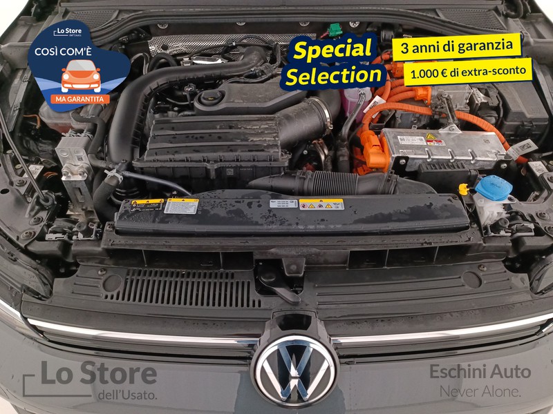 20 - Volkswagen Golf 1.5 tsi ehybrid life 204cv dsg