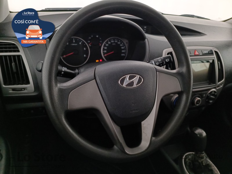 12 - Hyundai i20 3p 1.1 crdi classic