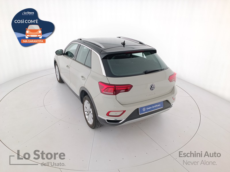 6 - Volkswagen T-Roc 1.0 tsi style 110cv